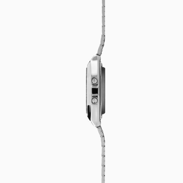 Retro Digital Men’s Watch  –  Silver Case & Stainless Steel Bracelet with Black Dial 7