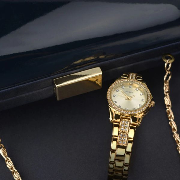 Day To Night Ladies Watch  –  Gold Case & Alloy Bracelet with Champagne Dial 3