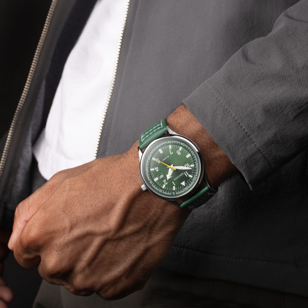 3882 Men’s Watch  –  Silver Alloy Case & Green Leather Strap with Green Dial 3
