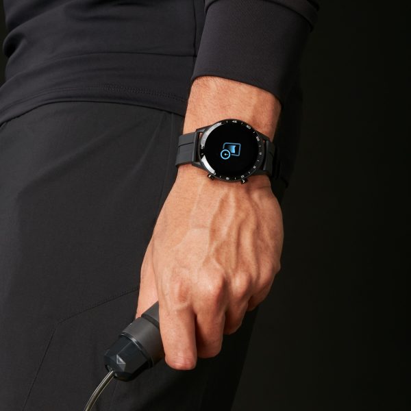Active Smart Watch  –  Black Case & Black Silicone Strap 9