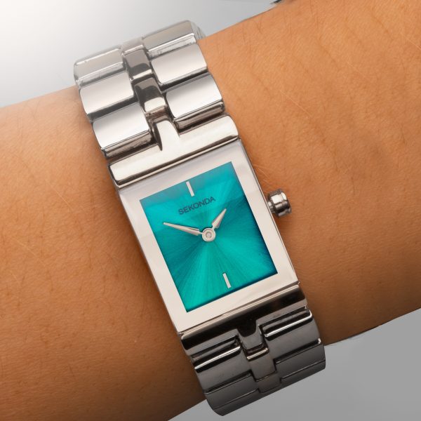 Ladies Dress Watch  –  Silver Case & Alloy Bracelet with Blue Dial 5