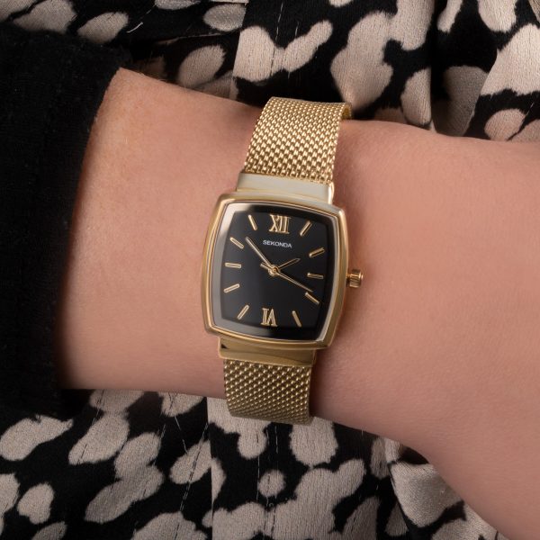 Classic Ladies Watch  –  Gold Case & Mesh Bracelet with Black Dial 3