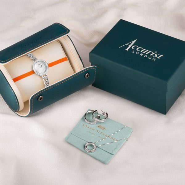 Accurist X Sarah Alexander Jewellery Ladies Watch Gift Set – Silver Stainless Steel Case & Bracelet with Mother of Pearl Dial 8